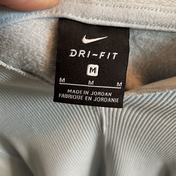 Nike long sleeve top, light blue, size M - Picture 2 of 3
